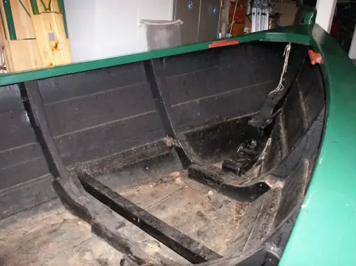 Restaurierung des Holmer Kahns „Hein Meister“