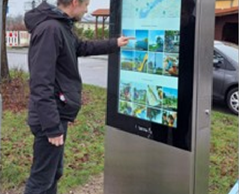 Errichtung einer digitalen Informationsstele für die Tourist-Information Schleswig