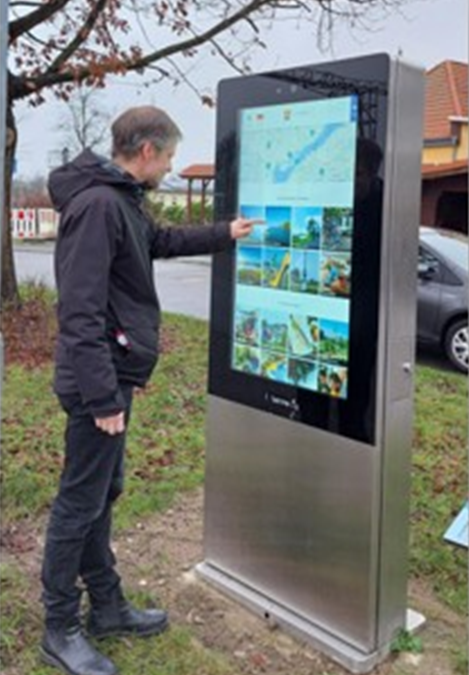 Errichtung einer digitalen Informationsstele für die Tourist-Information Schleswig